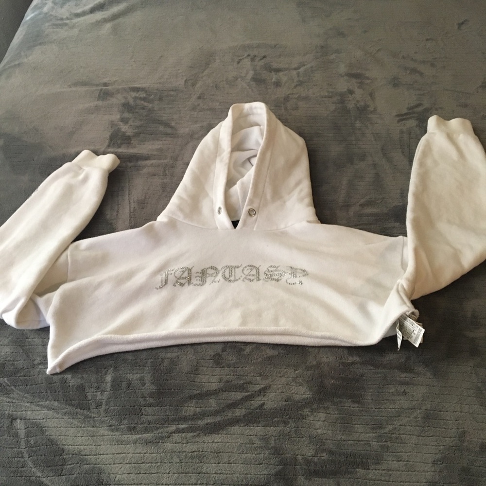 Cropped white hoodie